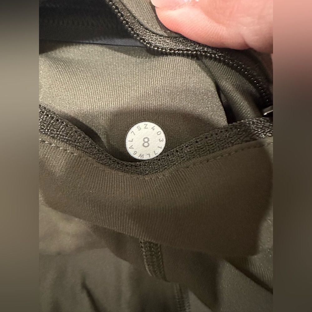 Lululemon Speed Up Crop (21") - Picture 4 of 7